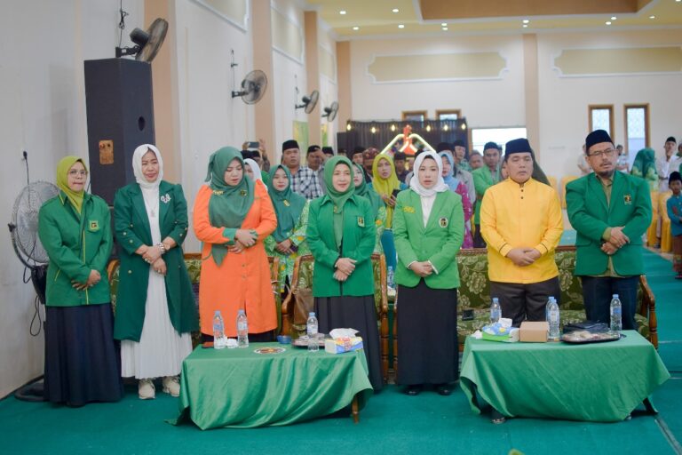 Nyai Djuwariyah Tinggalkan Petahana, Serukan Kemenangan Rio-Ulfi di Pilkada Situbondo 2024